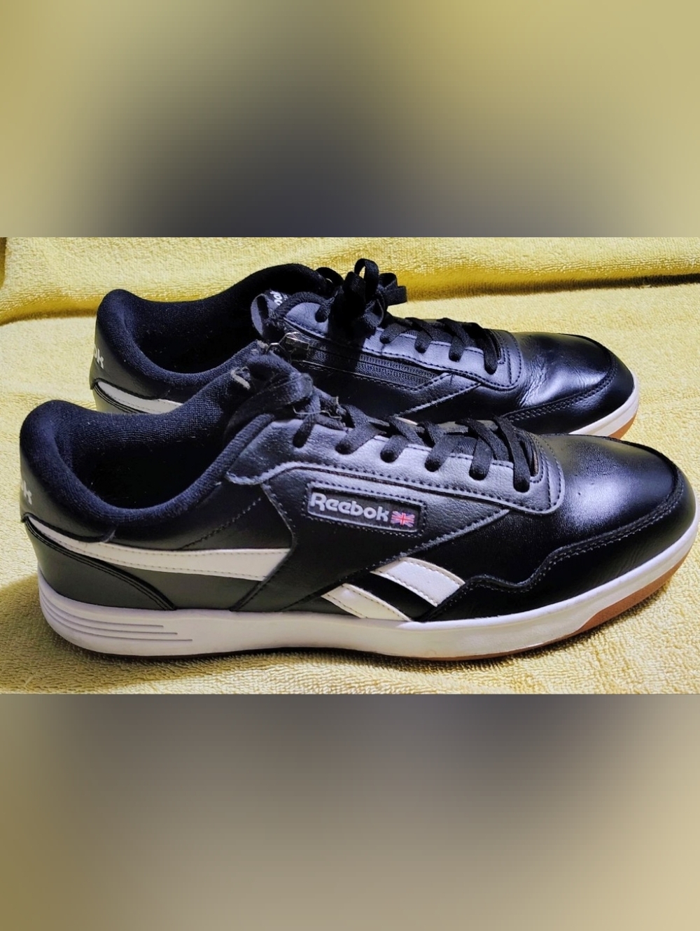 Reebok Club Memt Parafit Men's Zipper Black & White Low-Top Sneaker